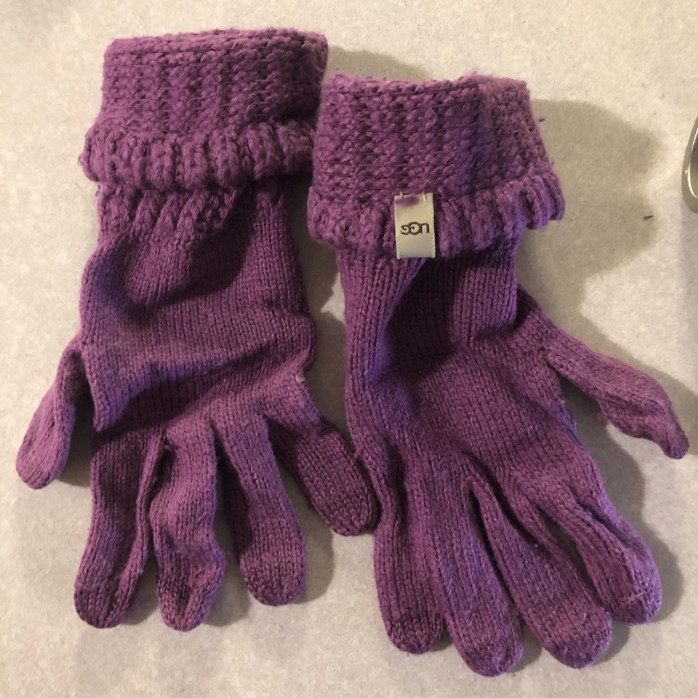 UGG Purple Winter Gloves - Tech Friendly